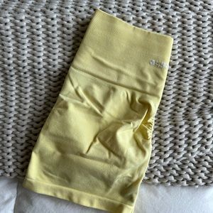 Alphalete amplify shorts